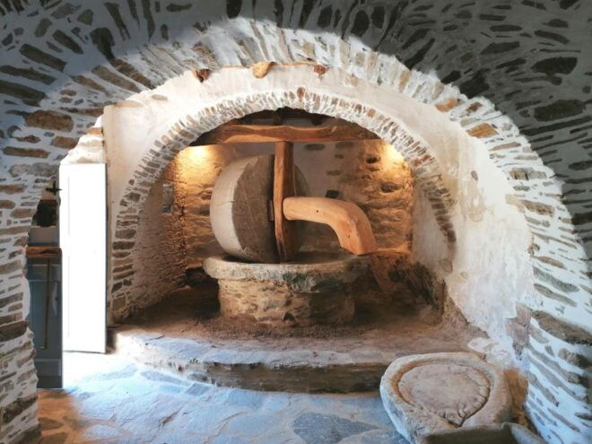 Classical Guitar Concert in a Historic Olive Press - Logistics