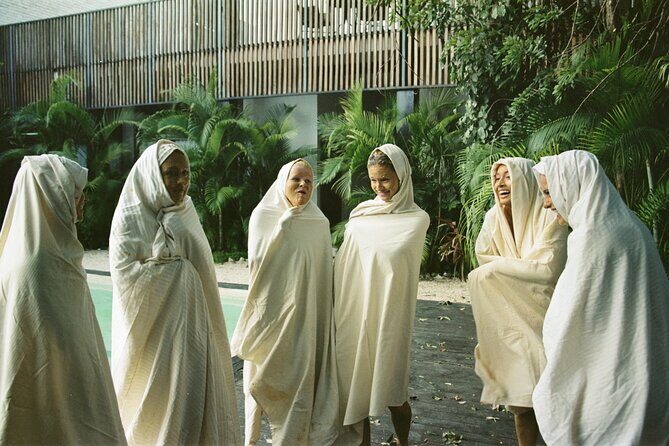 Clay and Honey Therapeutic Ritual - What the Clay and Honey Ritual Offers