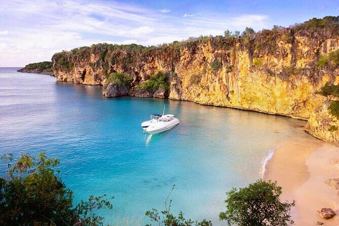 Clayton J. Lloyd Airport (AXA) Private Transfer to Anguilla - Good To Know