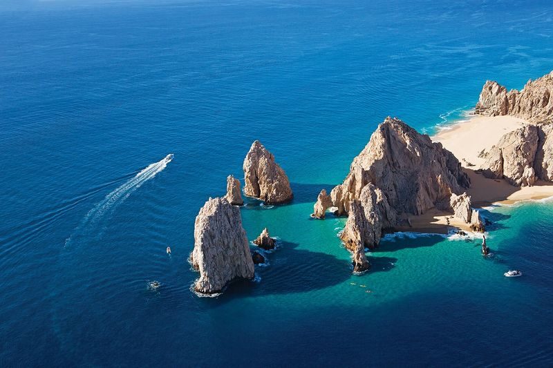 Clear Boat Ride at Los Cabos - Weather, what to bring and who will enjoy it