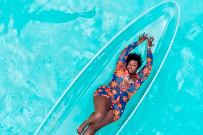 Clear Kayak Photoshoot+Free Cocktail Nassau, Bahamas - Who Would Enjoy This Tour?