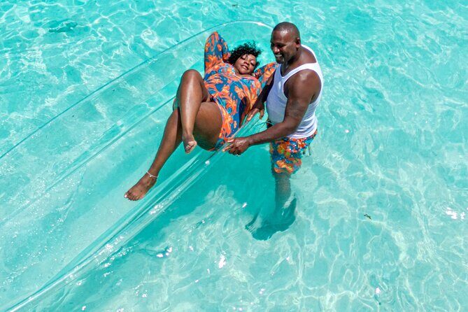 Clear Kayak Photoshoot+Free Cocktail Nassau, Bahamas - The Sum Up