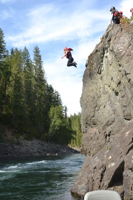 Clearwater: Whitewater Rafting (3.5 Hour) - Included Services