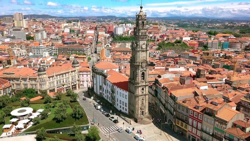Clerigos Tower ticket in Porto - Clérigos Tower at a glance