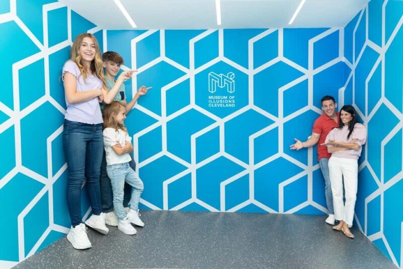 Cleveland: Museum of Illusions Entry Ticket - FAQs