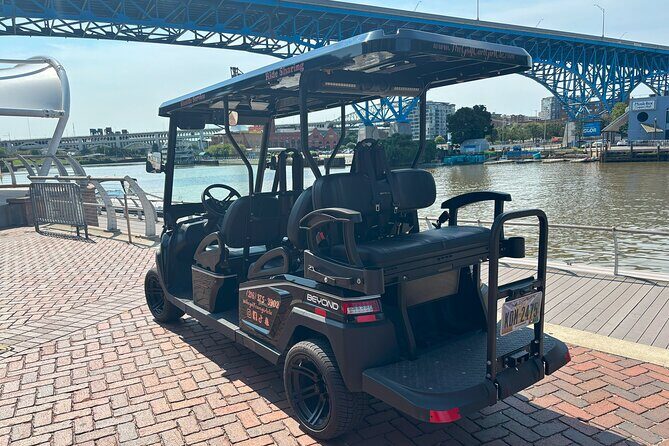 Cleveland Uncorked: Explore The Wine District Tour - An In-Depth Look at Cleveland Uncorked