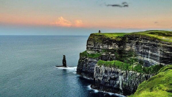 Cliffs of Moher, Burren, Bunratty Private Chauffeur Tour - Optional Stop in Galway
