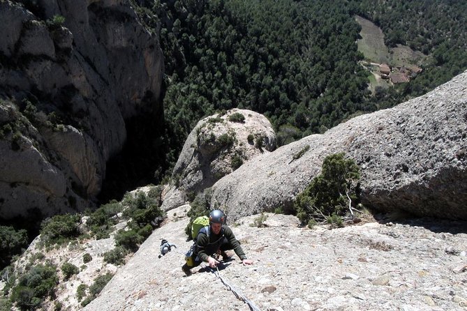Climbing in Montserrat Mountain - Meeting Point and Pickup Details