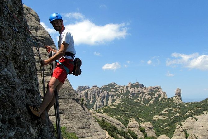 Climbing in Montserrat Mountain - Common Questions
