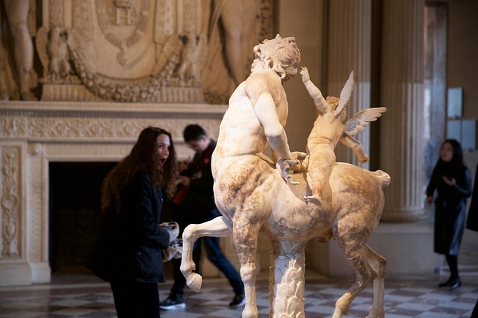 Closing Time At The Louvre: The Mona Lisa At Her Most Peaceful - Meeting Point and Duration of the Tour