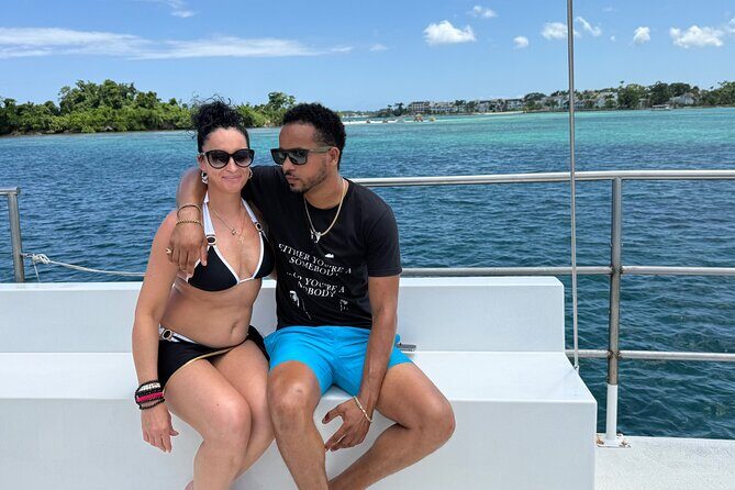 Clothing Optional Catamaran Cruise Couples Only - FAQ