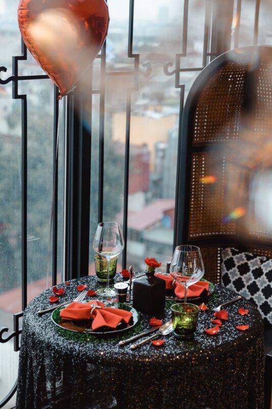 Cloud Nine Fine Dining in Hanoi: Skyline Views & Vietnamese Cuisine - What the set menus bring to the table