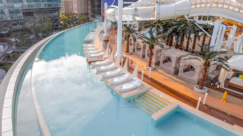 CLUBD OASIS Spa & Water Park Admission in Busan - At a glance