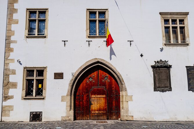 Cluj-Napoca: 2.5-Hour Guided Walking Tour - Pricing and Booking