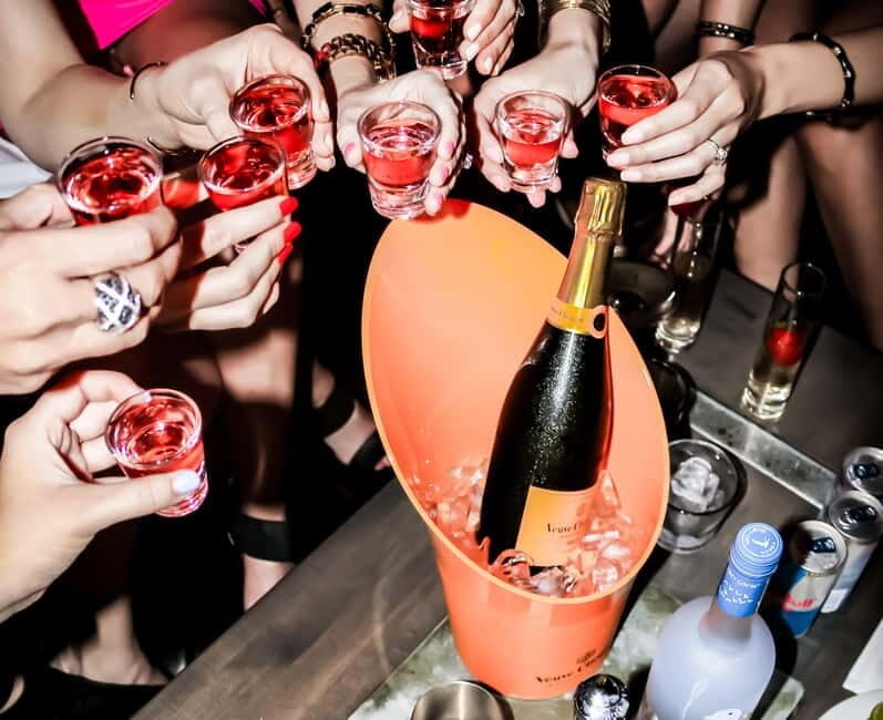 Cluj-Napoca: VIP Dining, Limo ride & Clubbing - An In-Depth Look at the Cluj-Napoca VIP Night Out