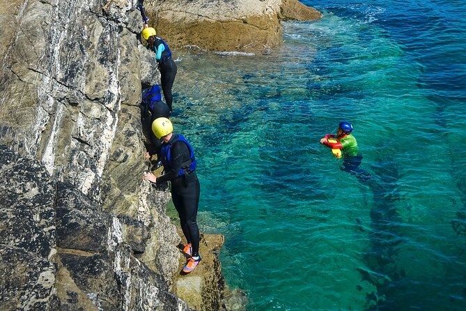 Coasteering Experience in Newquay - Details of the Coasteering Experience