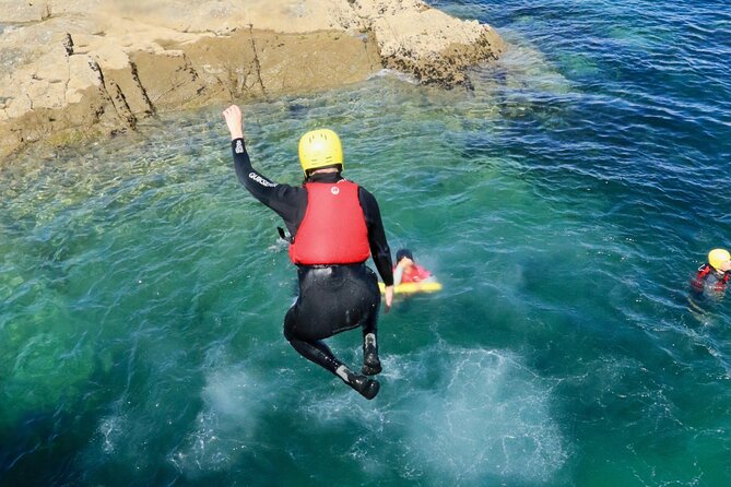 Coasteering Experience in Newquay - Safety Precautions