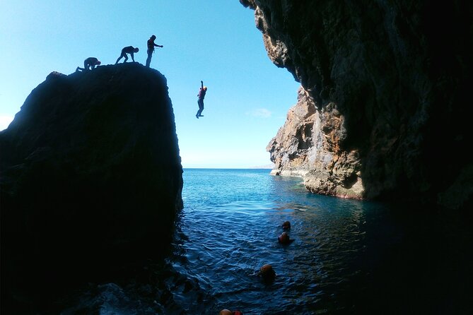 Coasteering Tour - Cliff Jumping, Swimming, Scrambling. - What to Expect During the Tour