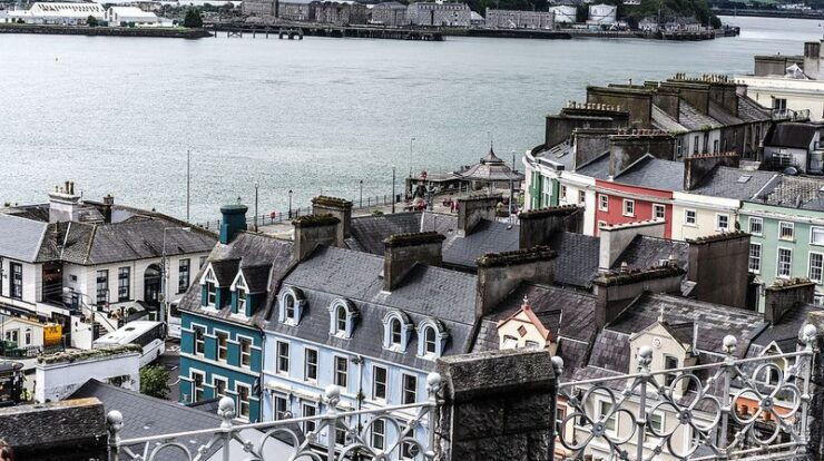 Cobh: 1-Hour Titanic Ghost Tour - Cobhs History and Haunted Stories