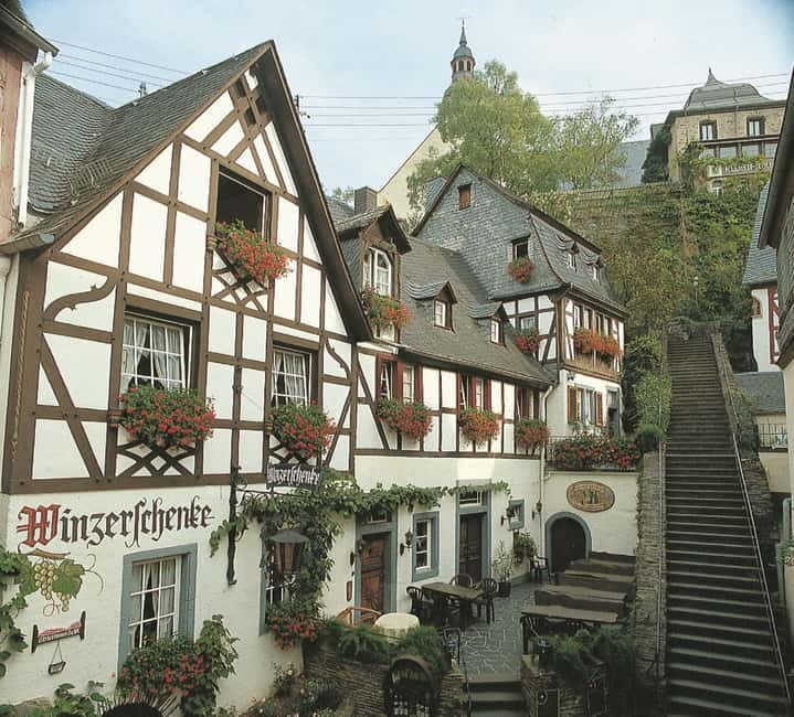 Cochem, Moselle: Boat Beilstein, meal, wine and liqueur tasting - Authentic Experiences and Unique Touches