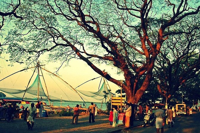 Cochin Shore Excursion: Backwater Houseboat Tour and Chinese Nets - Tour Overview