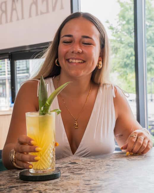 Cocktail classes with a professional (hands-on workshop) - What to Expect from the Cocktail Class