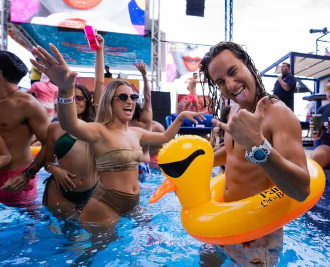 Coco Bongo Beach Club - Experience Highlights