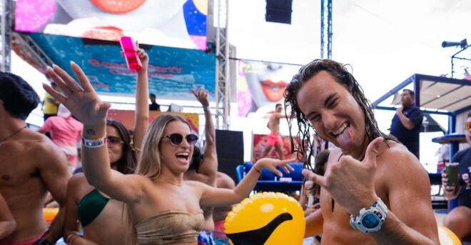 Coco Bongo Beach Club - Inclusions