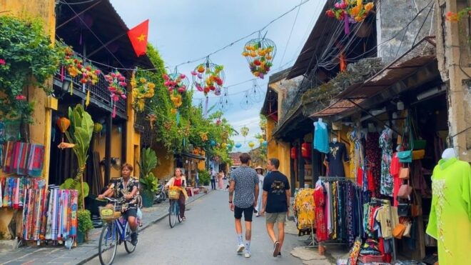 Coconut Jungle-Hoi An City-Boat Ride &Release Flower Lantern - Evening Activities