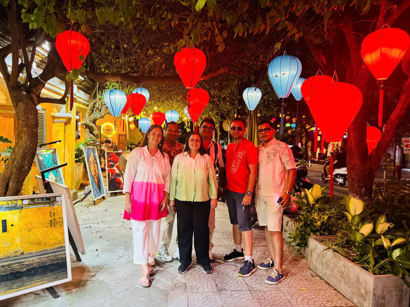 Coconut Village Basket Boat Ride & Hoi An Evening Tour With Dinner and Lantern Boat - Who should book this outing?