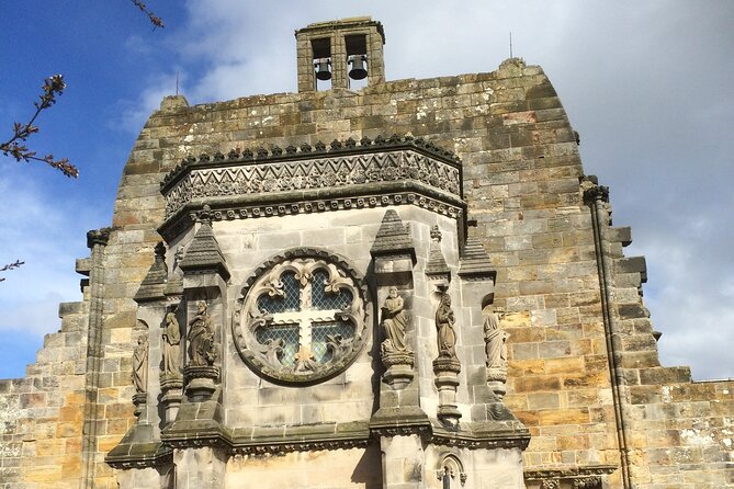 Codebreakers Choice: Unveiling Rosslyn Chapel & Pentland Secrets - Rosslyn Chapel: A Mysterious Architectural Wonder
