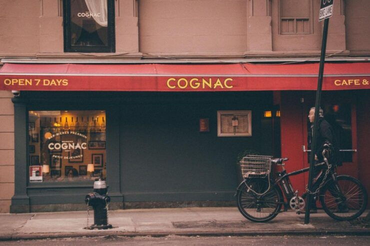 Cognac Private Guided Walking Tour - Activity Description