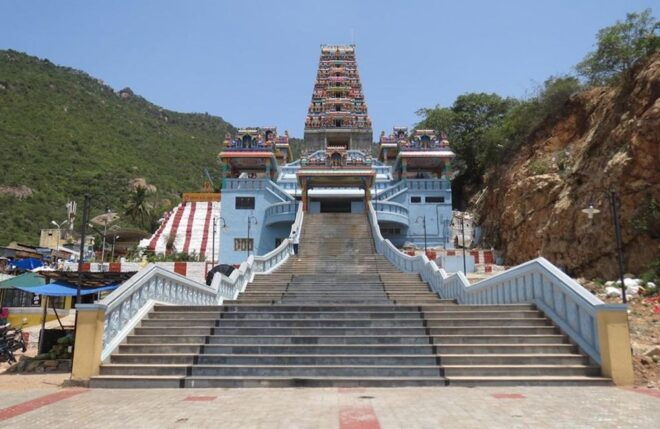 Coimbatore :Private Car Hire With Driver and Flexible Hours - Gedee Car Museum