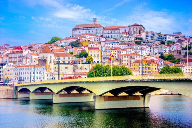 Coimbra Family Footsteps: A Journey Through Time - Time Travel at Sé Velha