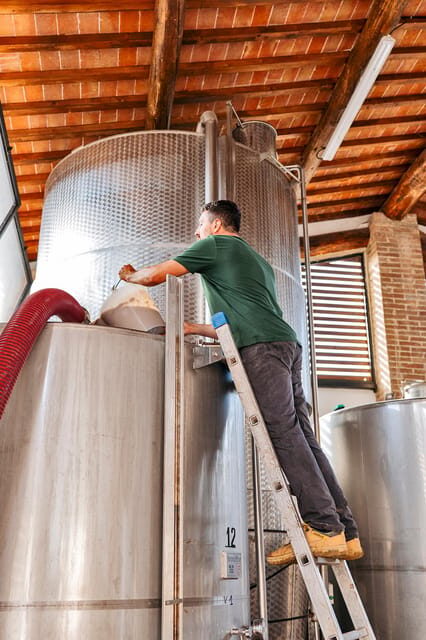 Colle Val d'Elsa: tour and a tasting of an authentic farm - FAQs