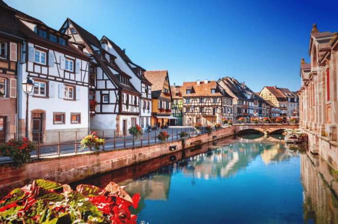 Colmar: App Guided Tour With Puzzles - Important Information