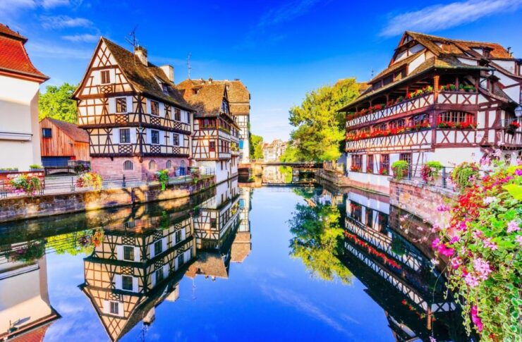 Colmar: Private Architecture Tour With a Local Expert - Expert Guided Exploration