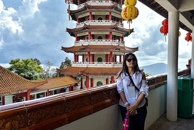 Colmar Tropicale French Village and Chin Swee Cave Private Tour - FAQs