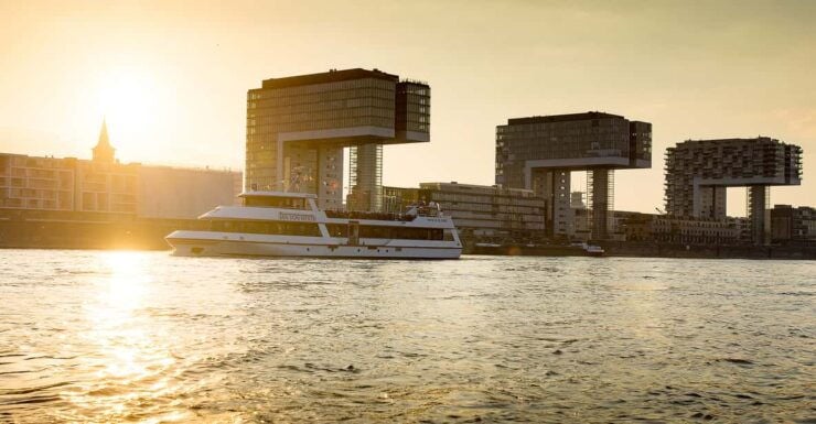 Cologne: 2-Hour Evening Cruise on the Rhine River - Experience Highlights