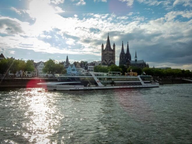 Cologne: 2-Hour Evening Cruise on the Rhine River - Meeting Point and Boarding