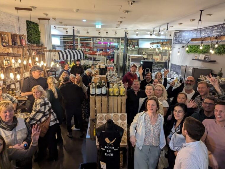 Cologne: Black wine tasting with secret station - Haus der Manufakturen - FAQ