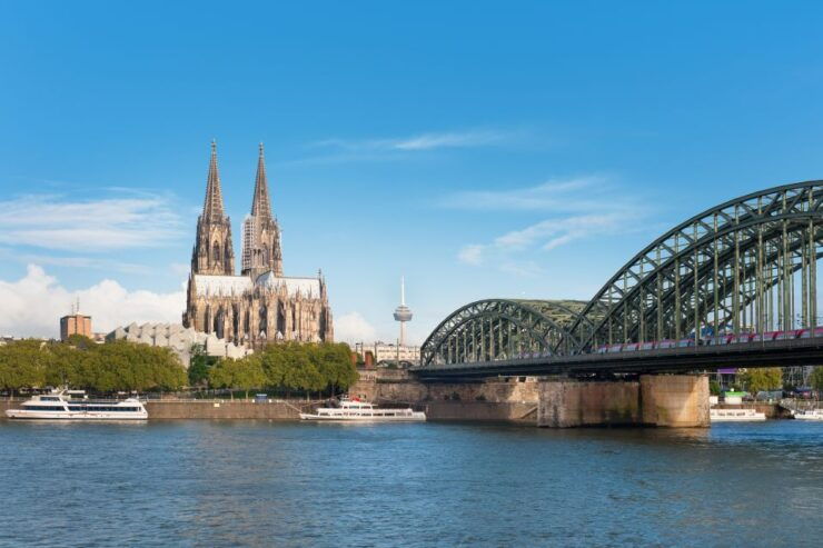 Cologne Cathedral and Old Town Tour With 1 Kölsch - Experience and Inclusions