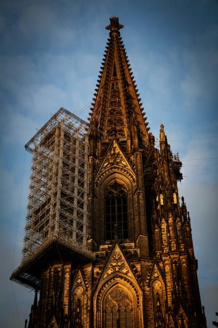 Cologne Chronicles: Exclusive Private Guided Walking Tour - Highlights of Cologne Cathedral