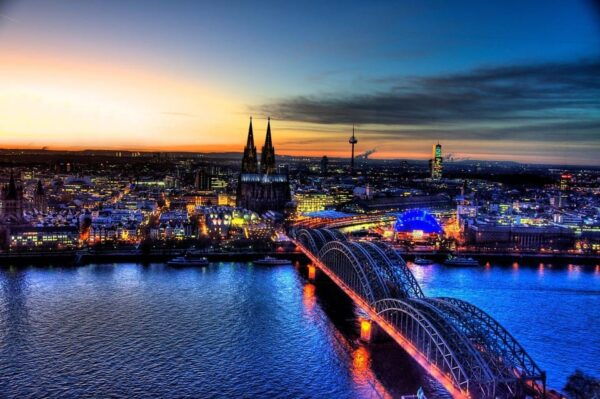 Cologne Chronicles: Exclusive Private Guided Walking Tour - Experience With Professional Guides
