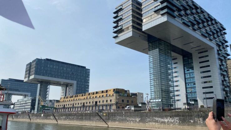 Cologne: City Cruise on the Rhine Along Old Town - Activity Details