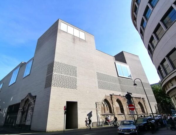 Cologne Classic Walking Tour - Booking and Cancellation Policy