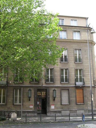 Cologne: EL-DE Haus and Old Town Private Guided Tour - Meeting and Pickup Information