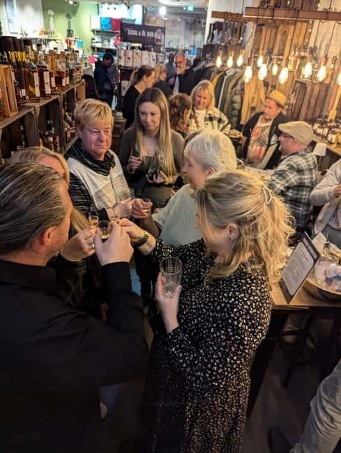 Cologne: Gin tasting at the Haus der Manufakturen - Good To Know