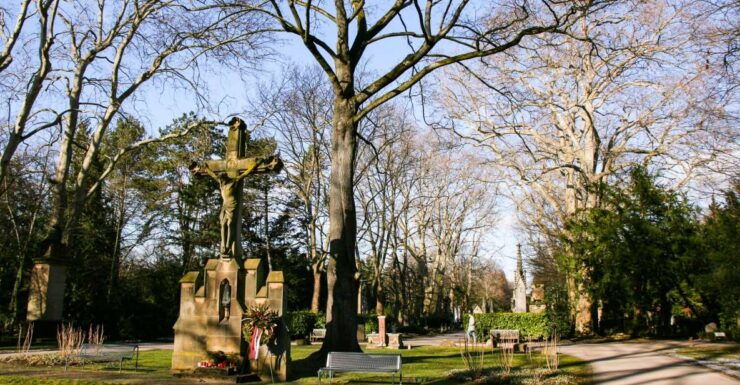 Cologne: Guided Tour of Melatenfriedhof - Activity Details