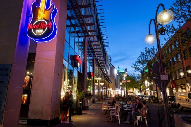 Cologne: Hard Rock Café With Set Menu for Lunch or Dinner - Customer Reviews and Feedback